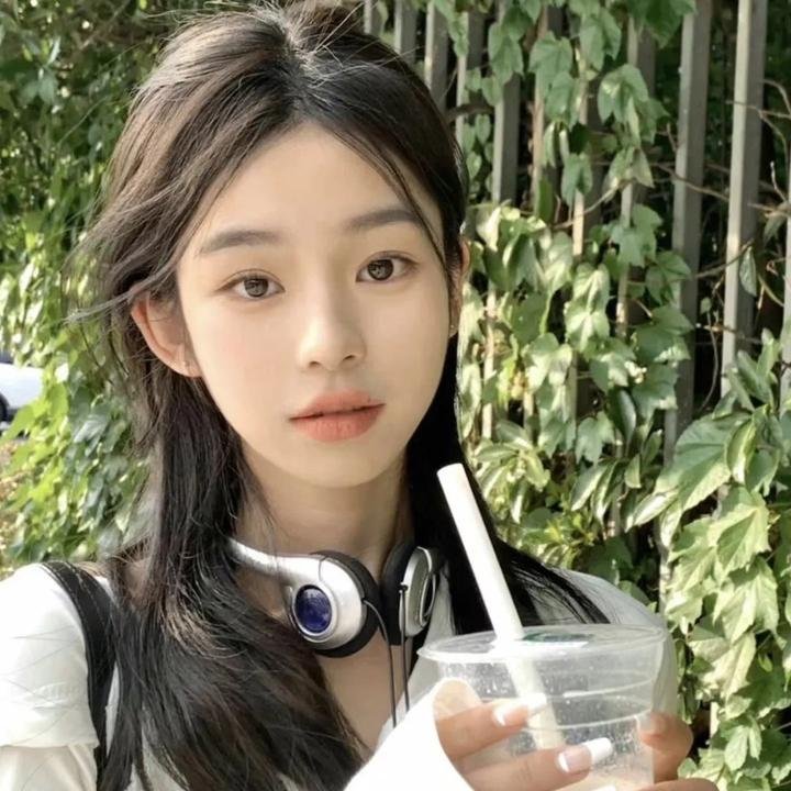 小智是女孩啦!海报
