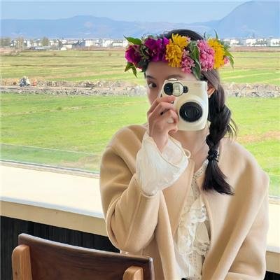妙女探海报